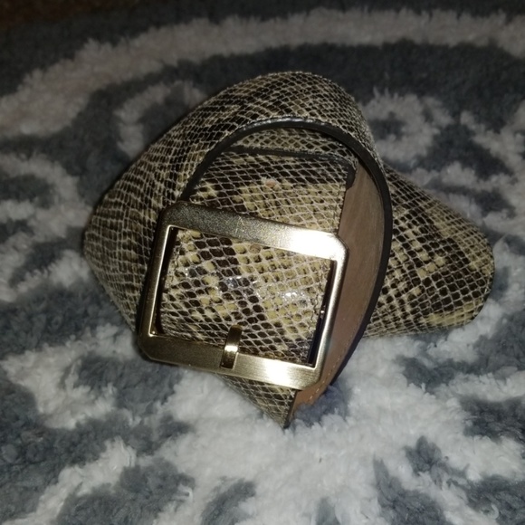Halogen Snakeskin Style Belt - Picture 2 of 6